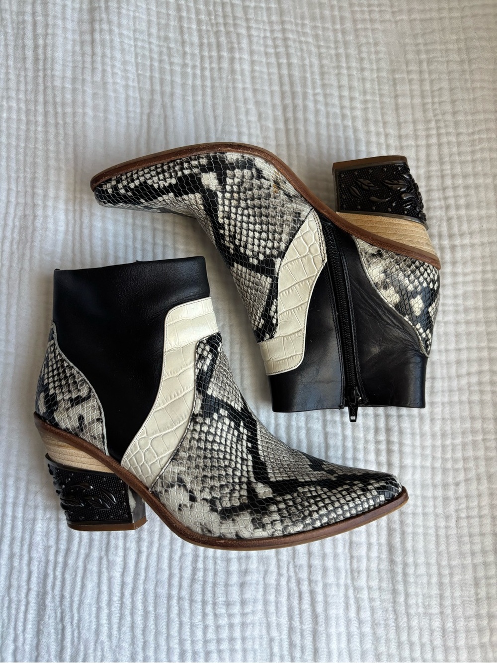 Gianni Bini Black & White Snakeskin Croc-Accent Ankle Booties